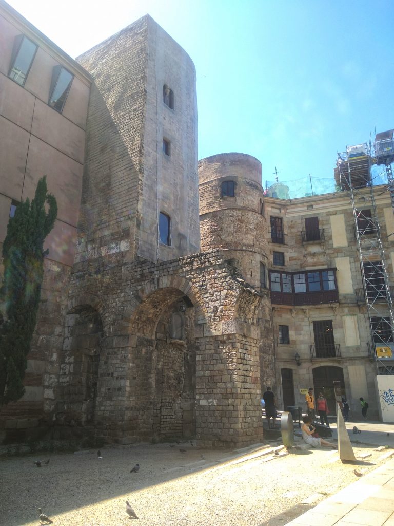 Puerta de entrada a Barcino, descubrir la Barcelona romana