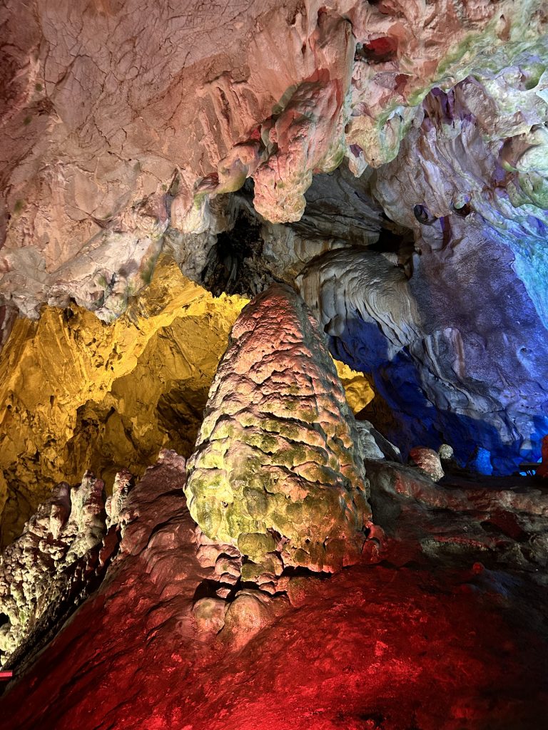 Cueva de Vrelo, roadtrip por Macedonia desde Sofía