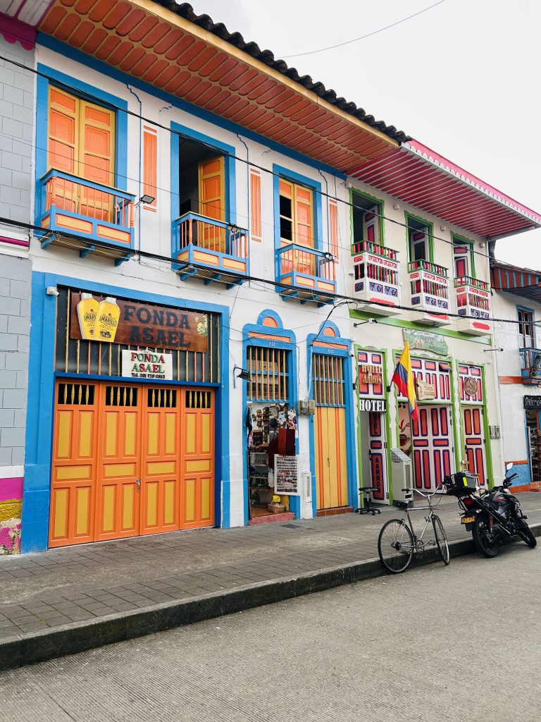 Filandia, 15 días por Colombia